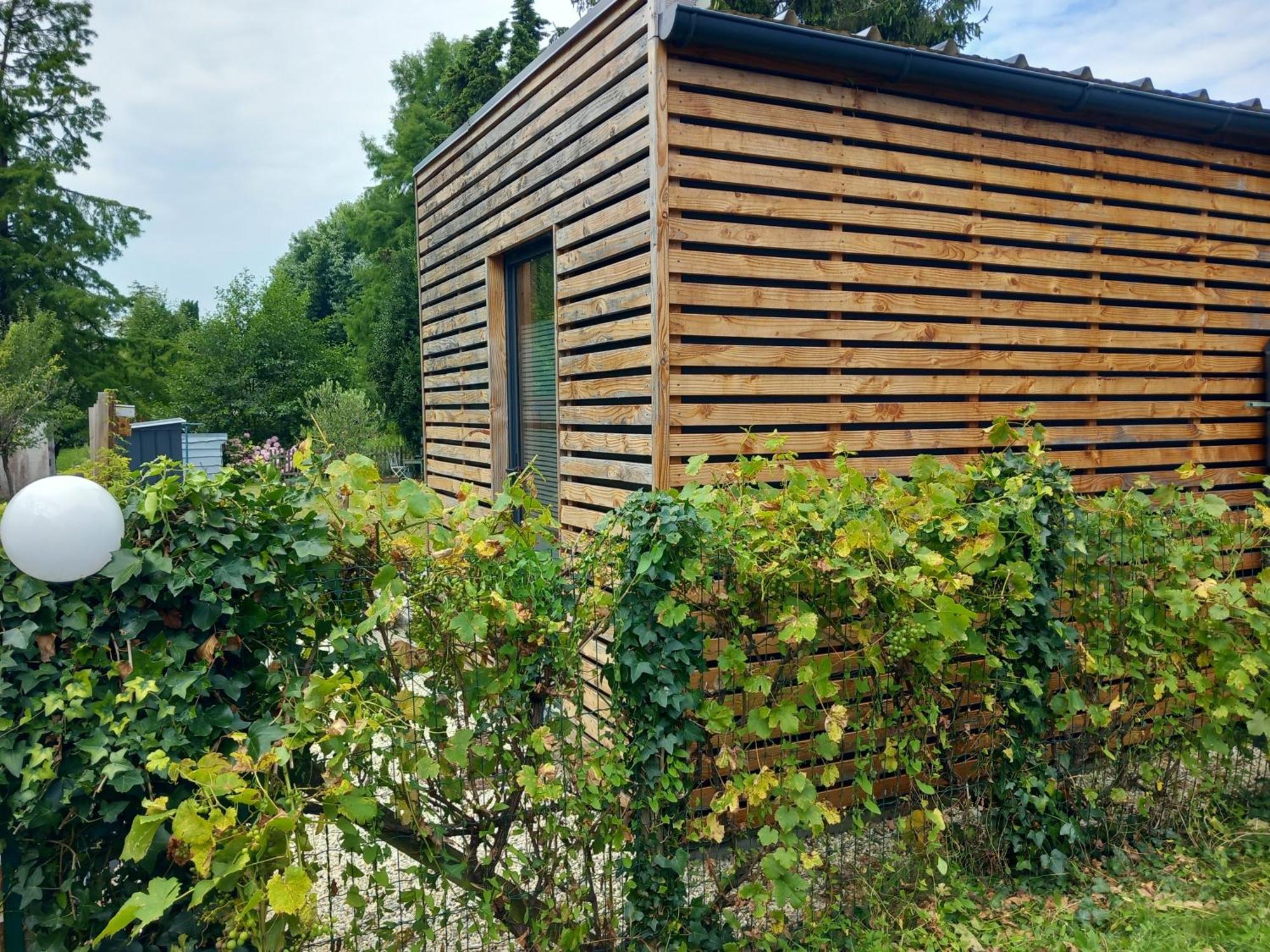 Lodge Au Vent Savigne-l'Eveque Exterior photo